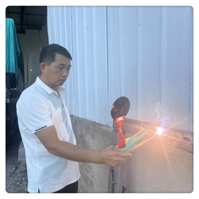 電焊罩遮光罩戶目罩氬弧焊自扣式遮光DIY鏡片電焊變光防護眼鏡罩防光弱光焊鏡配件電焊工具水電材料工具神器西工鋁門工具